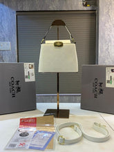 Coach  hamptons  hobo  bag  with  og  box  5401