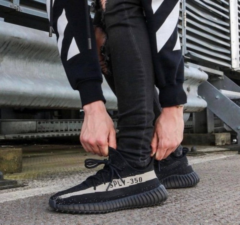 adidasss Yeezy Boost Sply 350 V2 Black White