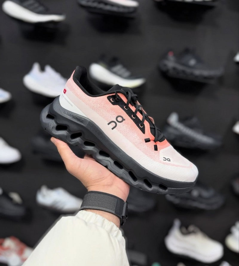 On Cloudtilt Flame Eclipse