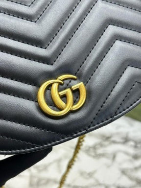 GUCC  I GG MARMONT BLACK MATELASSE CHAIN MINI BAG (BLACK) DAMAGE
