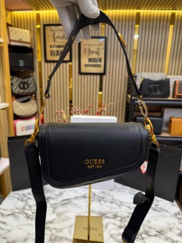 Guess G dream Flap Shoulder Crossbody Bag With Box And Dust Bag Including CarryBag (Black)