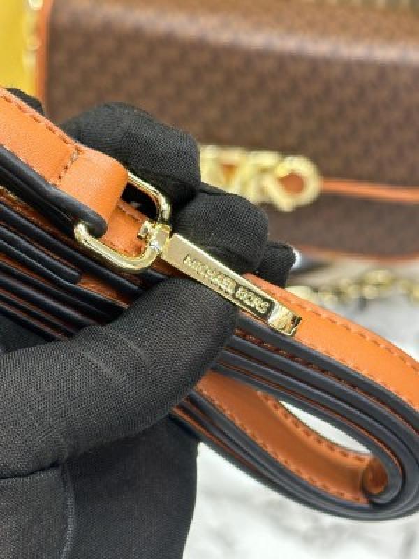 MICHAEL  KORS MK PARKER LEATHER SHOULDER BAG WITH OG BOX AND DUST BAG WITH SHOULDER STRAP WITH CARRY BAG (BROWN)