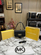 MICHAEL  KORS MK PARKER LEATHER SHOULDER BAG WITH OG BOX AND DUST BAG WITH SHOULDER STRAP WITH CARRY BAG (BLACK)