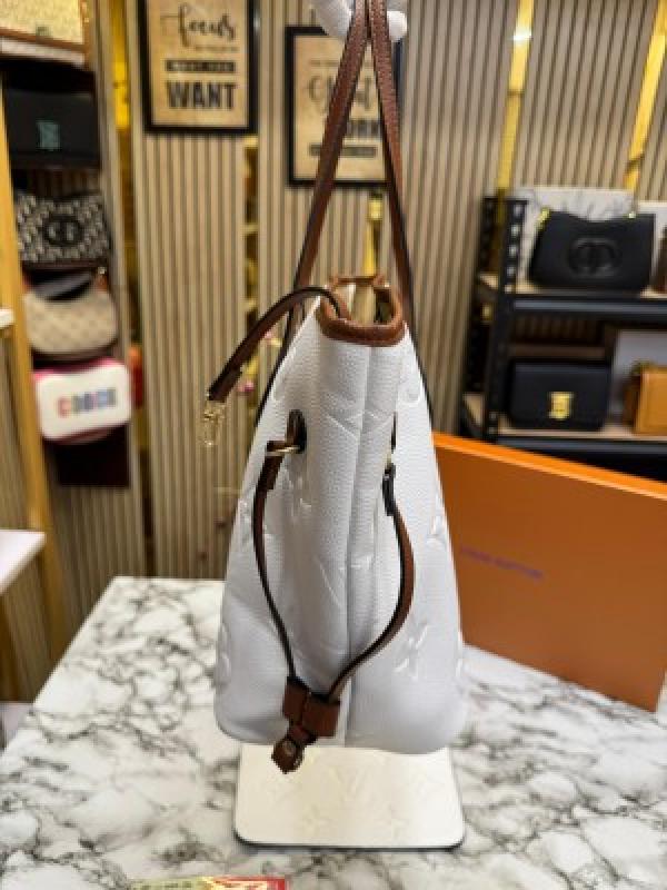Louis  Vuitton Neverfull MM Bag With Box And Dust Bag (White)