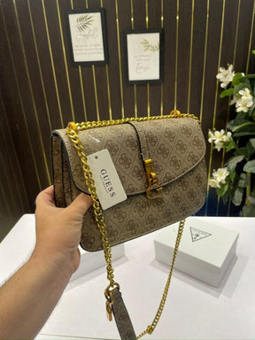 Guess  shoulder sling bag with og box(416 khaki)