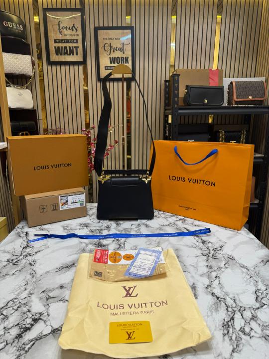Louis  Vuitton Capucines bag V Shaped With Double Og Box And Dust Bag Including Carry Bag (Black)