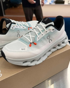 On Cloudtilt Mineral Ivory