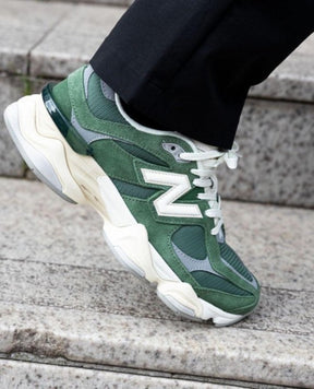New Balance 9060 Nori