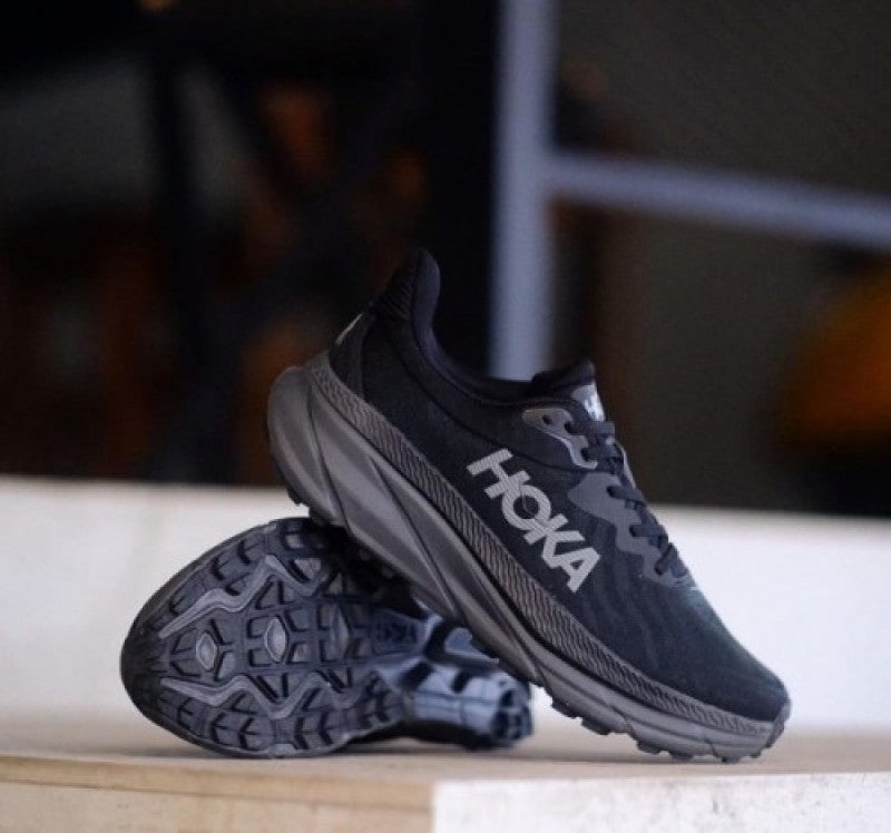 Hoka Challenger ATR 7 Black 296