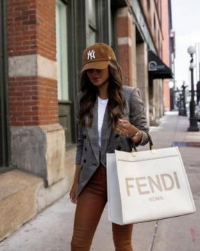 Fendi  roma  plain  ladies  trendy  leather  handbag  276