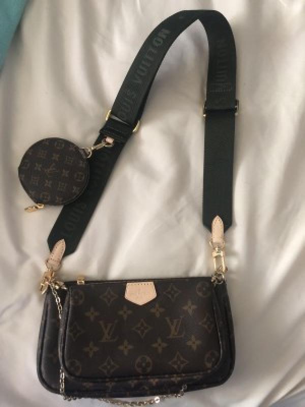 Louis Vuitto  n multi pochette  black belt with box