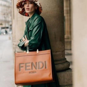 fendi  roma  plain  ladies  trendy  leather  handbag  (238) 35 cm big size