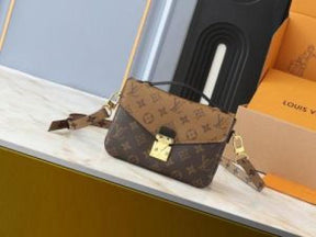LOUIS  VUITTON  PETITE  PALAIS  DUBBLE  BOX  PACKING  5325