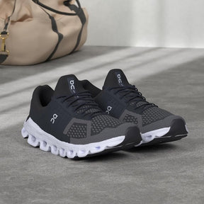 On Cloud Swift 3 Black White