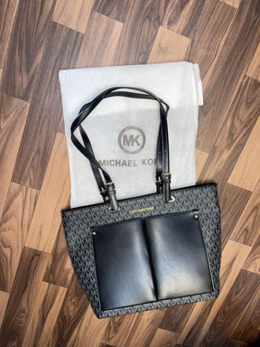 Michael  kors Jet Set Medium Logo leather Pocket Tote Bag 268