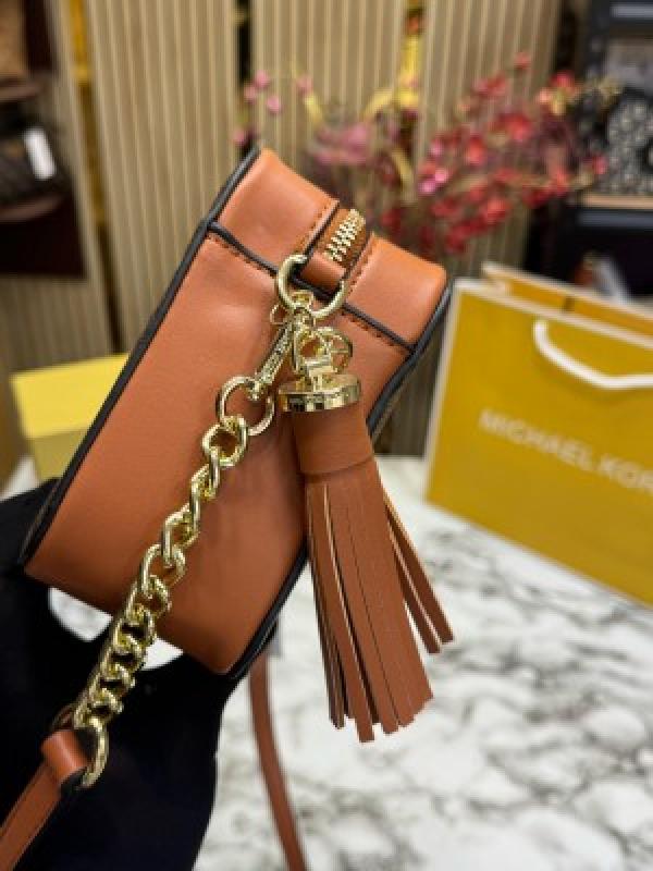 Michael  Kors Jet Set Travel Bag With Box And Dust Bag Including CarryBag (Brown)