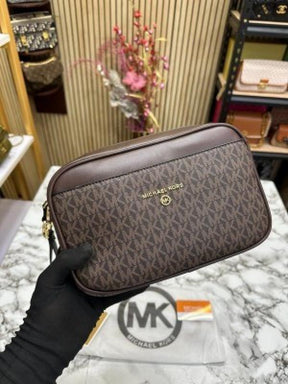 MICHAEL  KORS HUDSON JETSET EAST WEST CAMERA BAG WITH ORIGINAL BOX AND DUST BAG (COFFEE) 23008