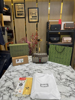 GUCC  I GG SUPREME BELT BAG WITH OG DOUBLE BOX INCLUDING CARRY BAG PREMIUM QUALITY