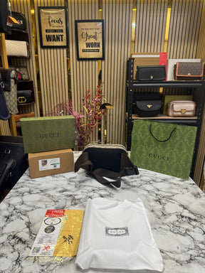 GUCC  I GG SUPREME BELT BAG WITH OG DOUBLE BOX INCLUDING CARRY BAG PREMIUM QUALITY