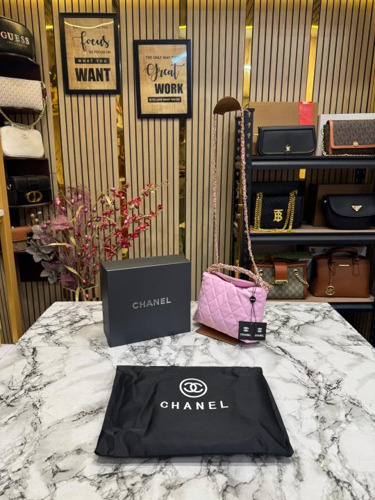 Chanel  Cavior  Quilted  Crossbody  Bag  Gold  Chain  With  Box  And  Dust  Bag  (Pink)