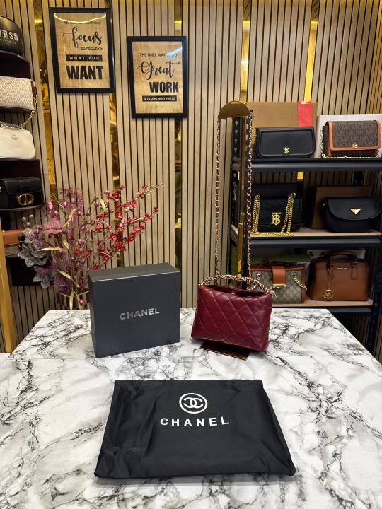 Chanel  Cavior  Quilted  Crossbody  Bag  Gold  Chain  With  Box  And  Dust  Bag  (Red)