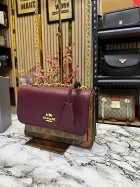 COAC  H KLARE HANDBAG WITH OG BOX AND DUST BAG PREMIUM QUALITY (RED)