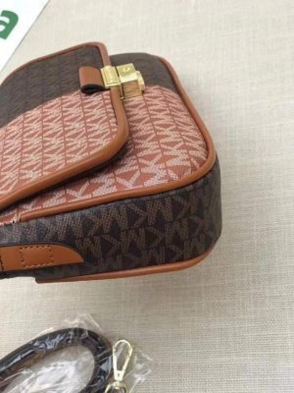 Michael Michael kors Bradshaw Two Tone Logo Convertible Shoulder bag with box 5348