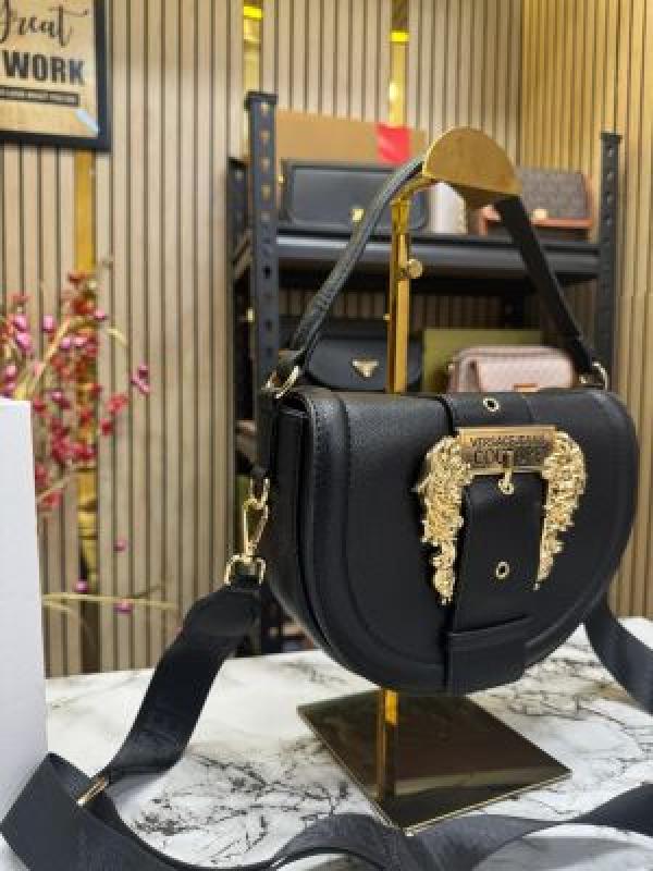 Versace shoulder bag in gold accents with magnetic closure bag (Black)