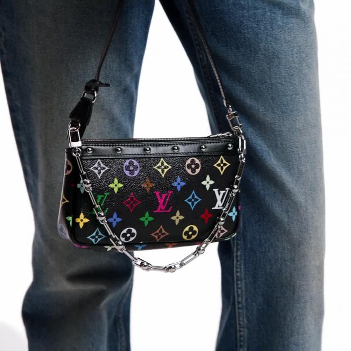 Louis  vuitton  murakami  takashi  pochette  with  folding  box  5437