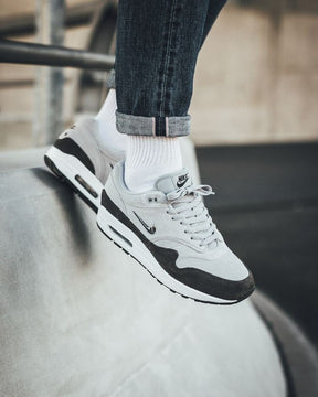 Airmax 1 premium sc wolf grey metallic