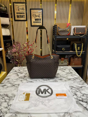 Michael  Kors Jet Set Travel Tote Bag With Dust Bag (Brown)