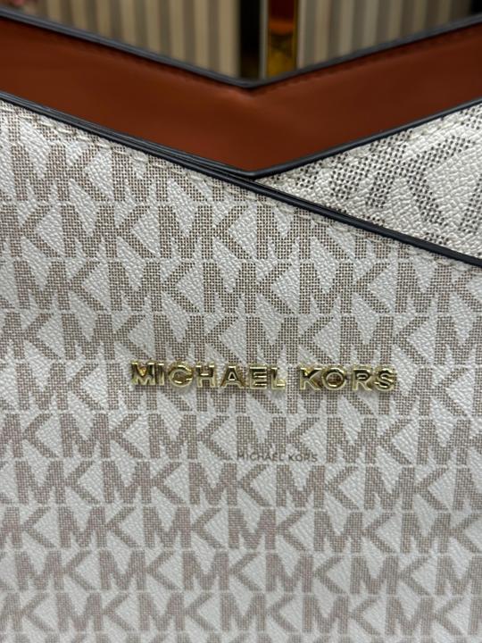 Michael  Kors Jet Set Travel Tote Bag With Dust Bag (Beige)
