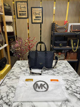 Michael  Kors Logo  Signature Satchel Handbag With Dust Bag (Black)