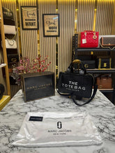 Marc Jacob The Tote Bag Medium With Box And Dust Bag (Black)