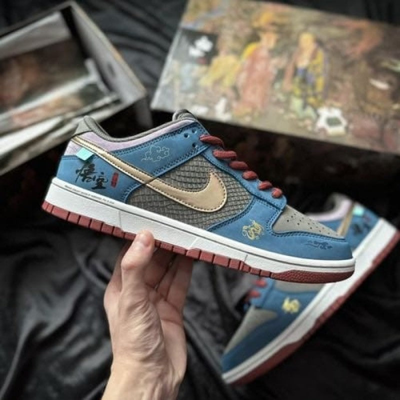 Nik.e dunk low myth wukong semi ua