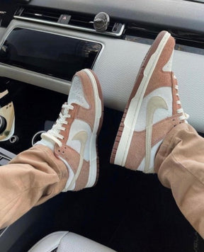 Nik ee Dunk Low Medium Curry For Men S