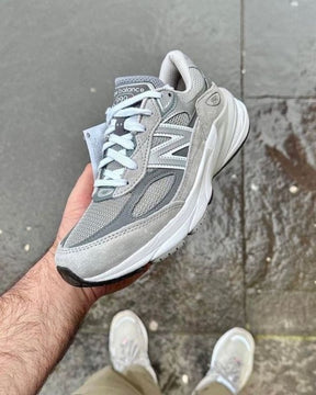 New Balance 990 Grey Running Shoes