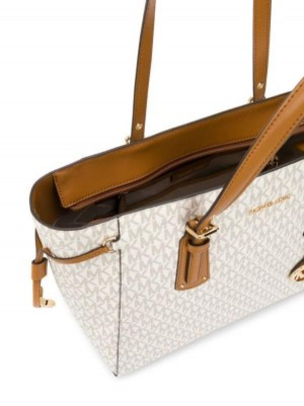 Michael  kors  voyager jet set print tote bag with dust bag 424