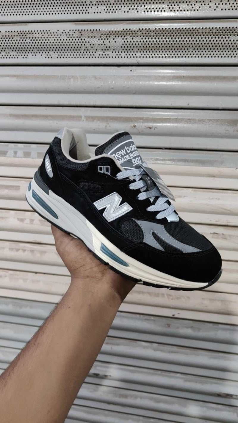 New Balance 991v2 Black Grey