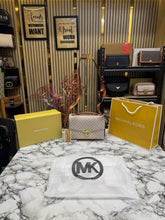 Michael  Kors Hendrix Signature Shoulder Bag With Box Dust Bag Including Carry Bag (Beige)