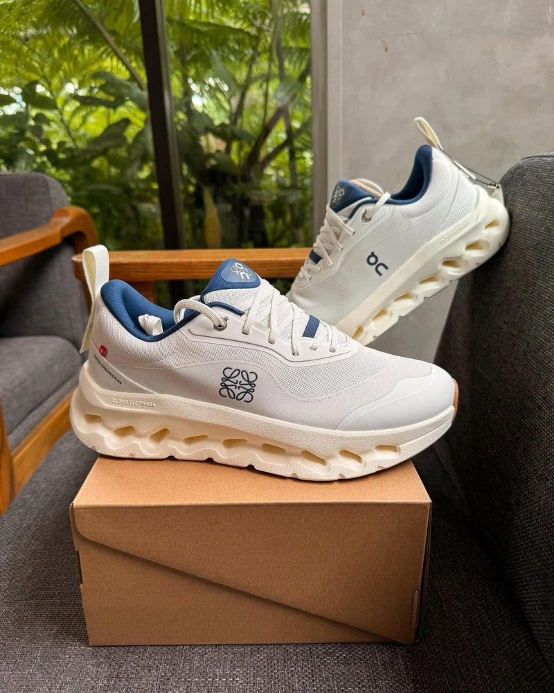 Loewe x on cloud running tilt 2 0 white navy