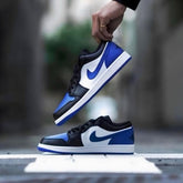 Nik.e Air Jordan 1 Low Alternate Royal Toe