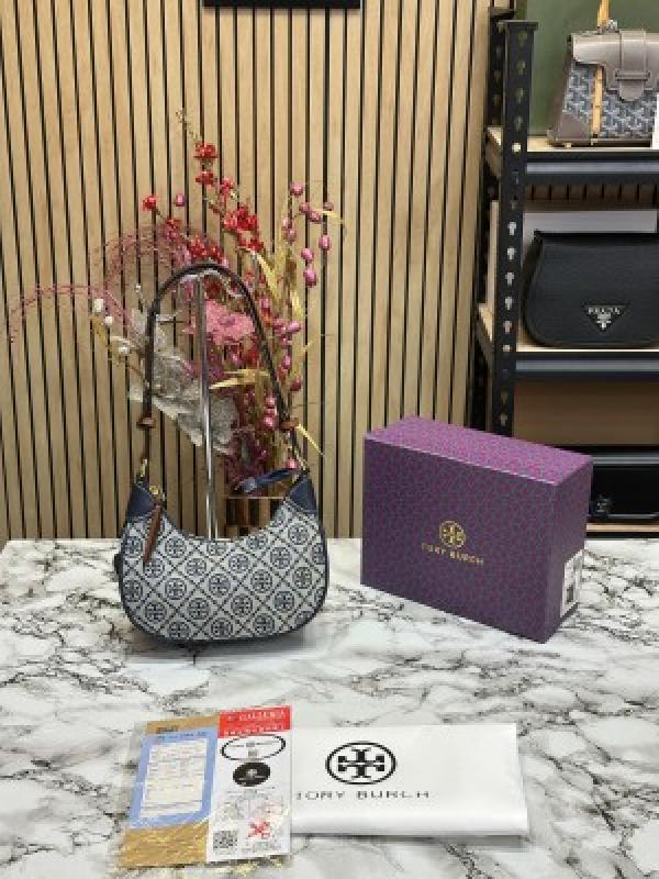 Tory  Burch  T  Monogram  Crescent  Shoulder  Bag  (Blue)