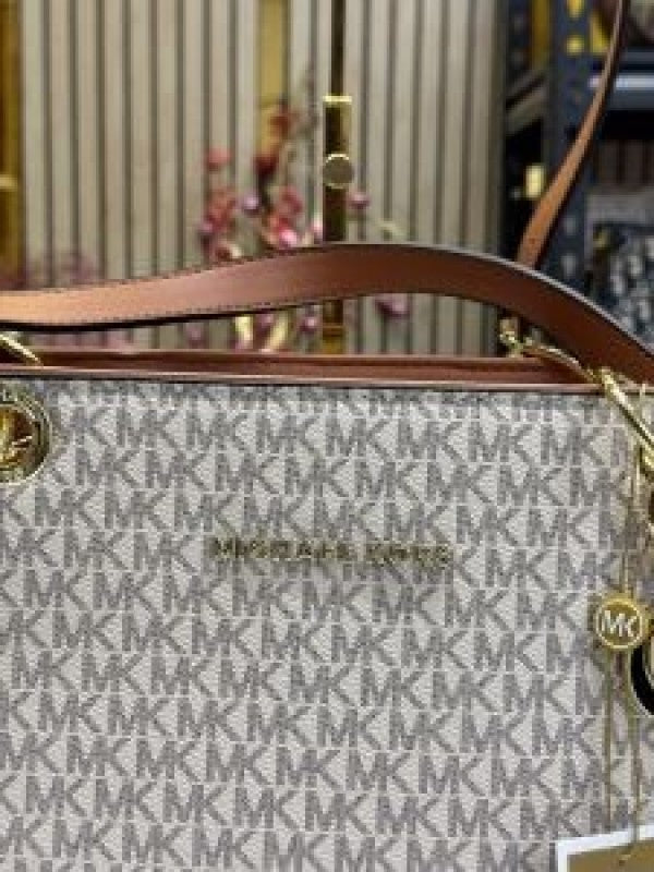 MICHAE  L KORS CYNTHIA HANDBAG WITH OG DUST BAG PREMIUM QUALITY (BIEGEBROWN)