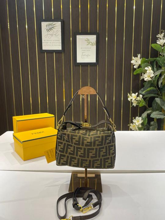 Fendi  vintage  mini  bag  with  og  box(f3399 blackish green)