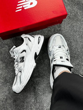 New Balance 530 White Black 203