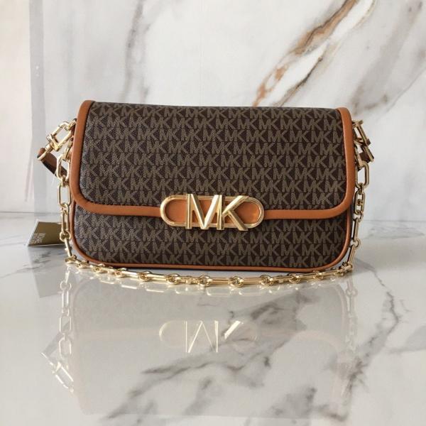 Michael  kors   parker shoulder bag with og box(22319 coffe brown)