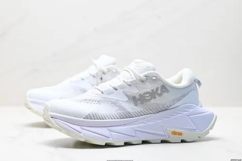 HOKAA SKYLINE FLOAT X ALL WHITE