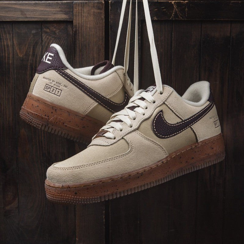 Nik ee Airforce 1 low Coffee 195
