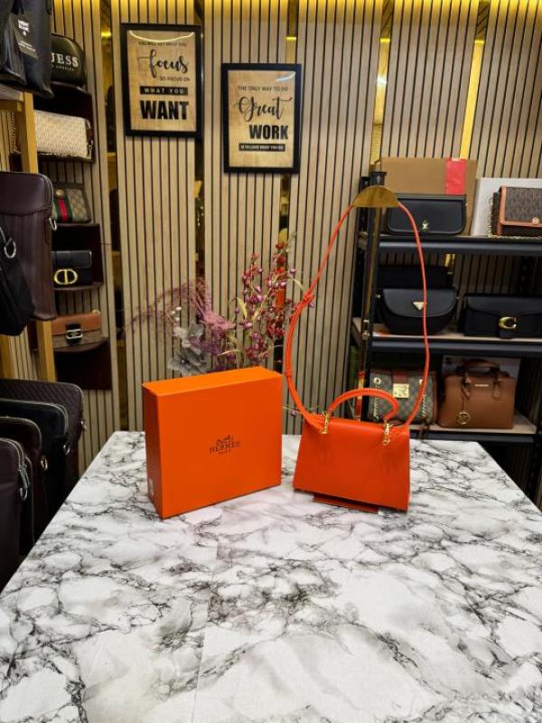 Hermes Kelly Top Handle Bag With Box (Orange)